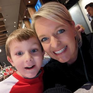 Meet your Posher, Holli